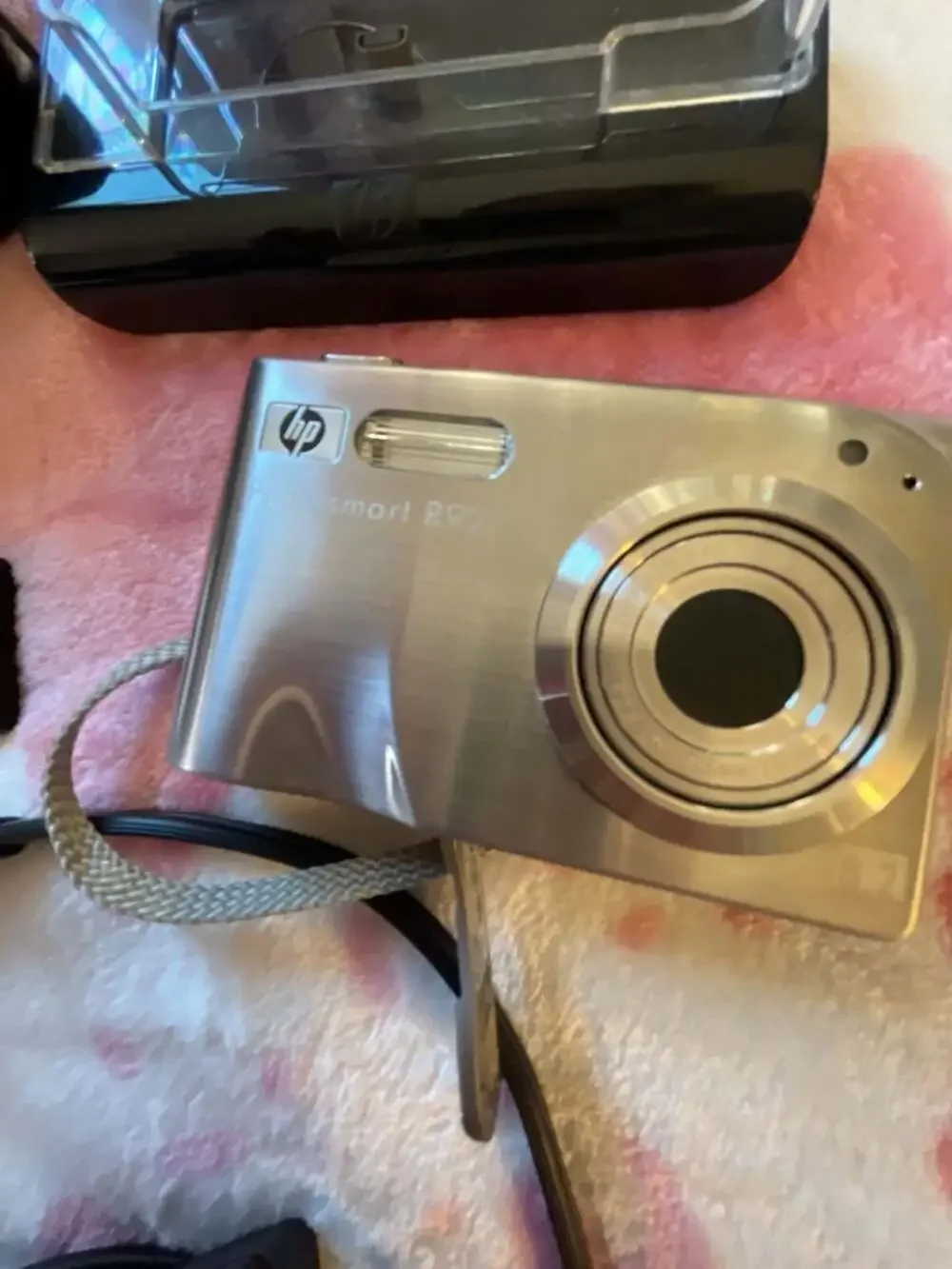 HP Photosmart R927 Digital Camera Bundle with Case and Dock PARTS ONLY